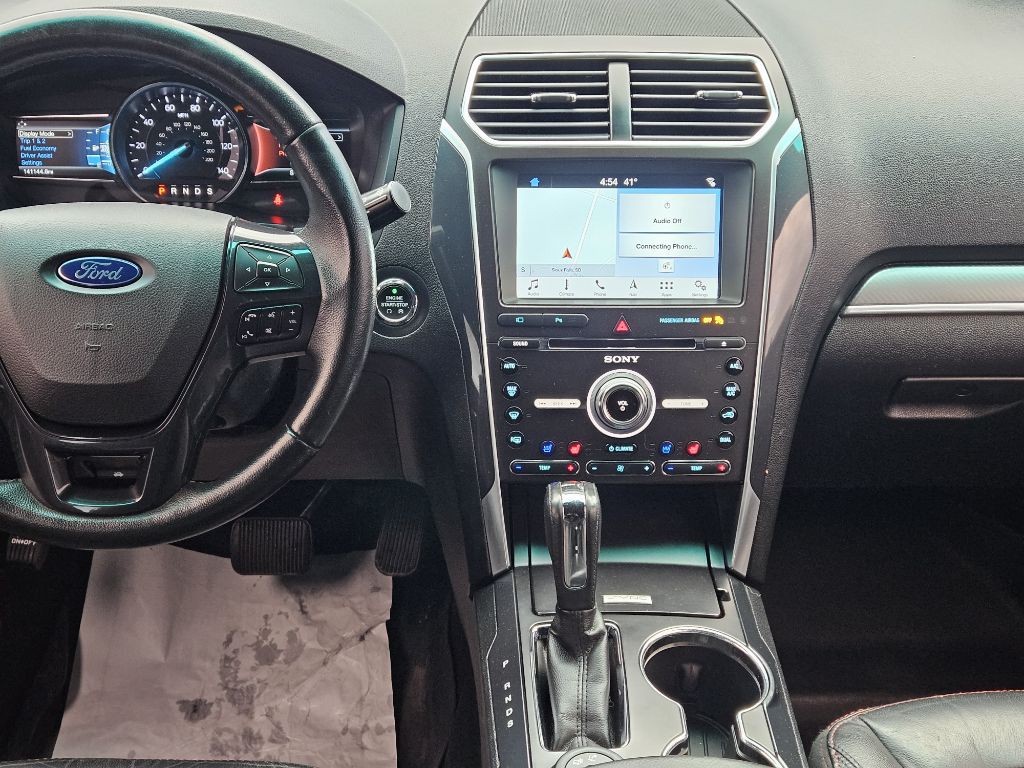 2017 Ford Explorer Image 16
