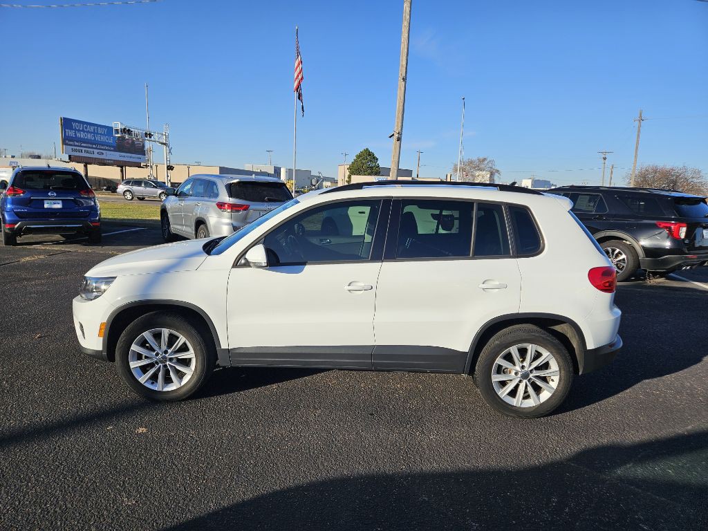 2018 Volkswagen Tiguan Image 2