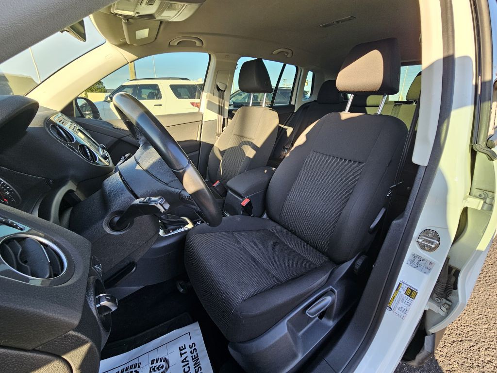 2018 Volkswagen Tiguan Image 12