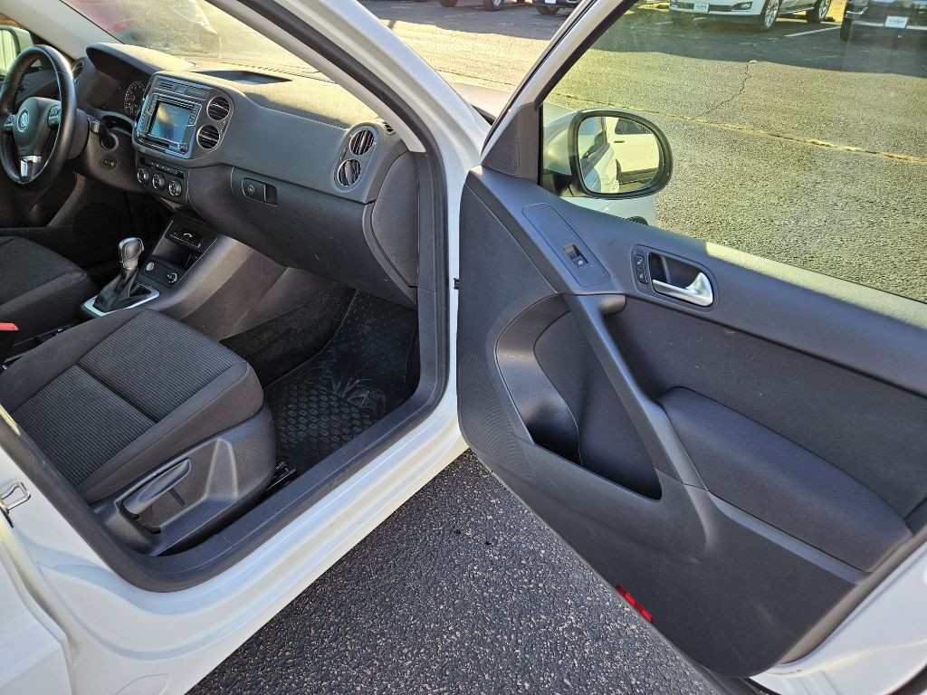 2018 Volkswagen Tiguan Image 16