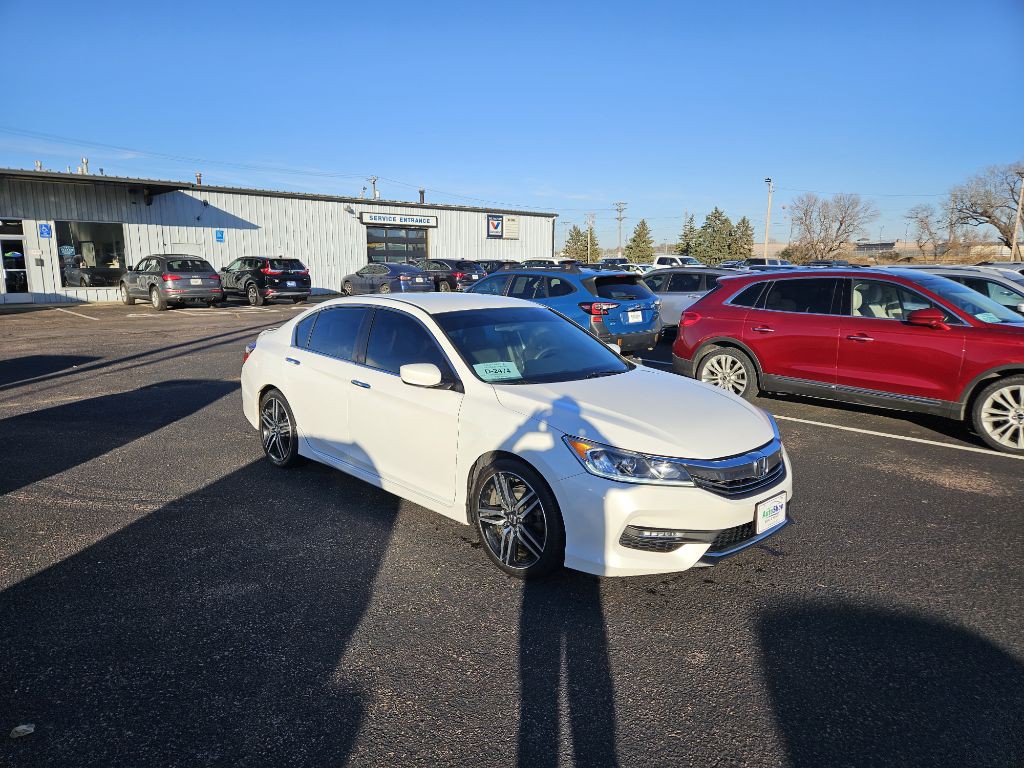 2017 Honda Accord Image 7