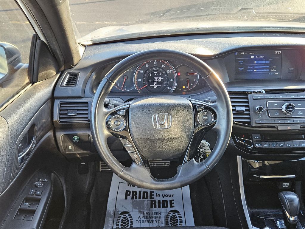 2017 Honda Accord Image 17
