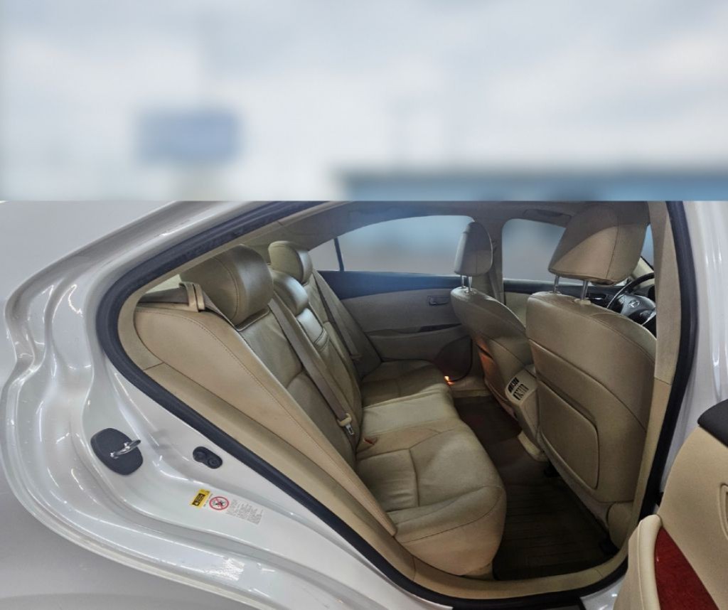 2008 Lexus ES 350 Image 14