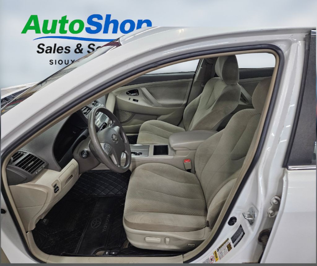 2008 Toyota Camry Image 9