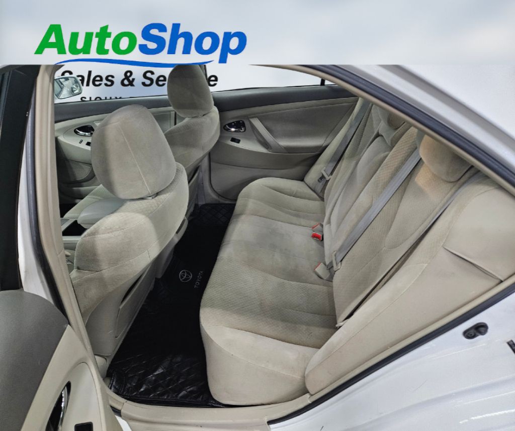 2008 Toyota Camry Image 13