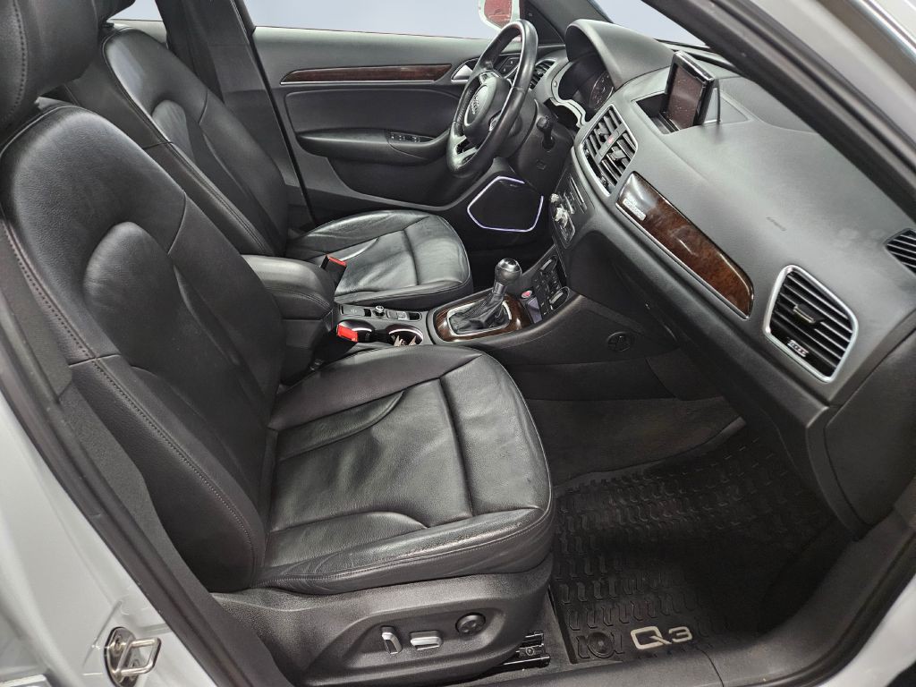 2018 Audi Q3 Image 17