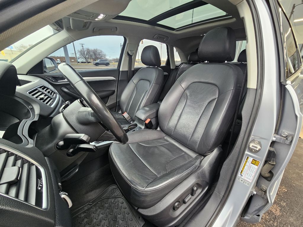 2015 Audi Q3 Image 10