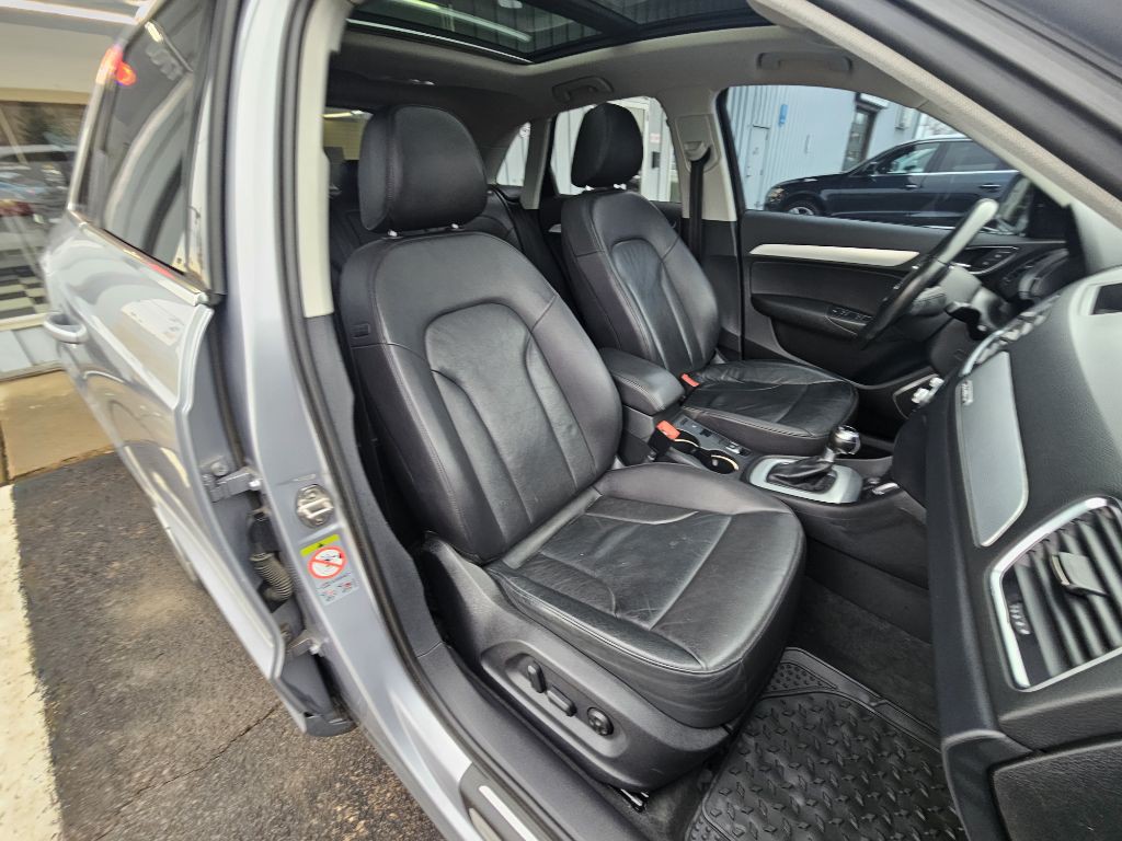 2015 Audi Q3 Image 15