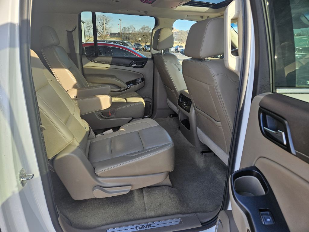 2017 GMC Yukon Image 13