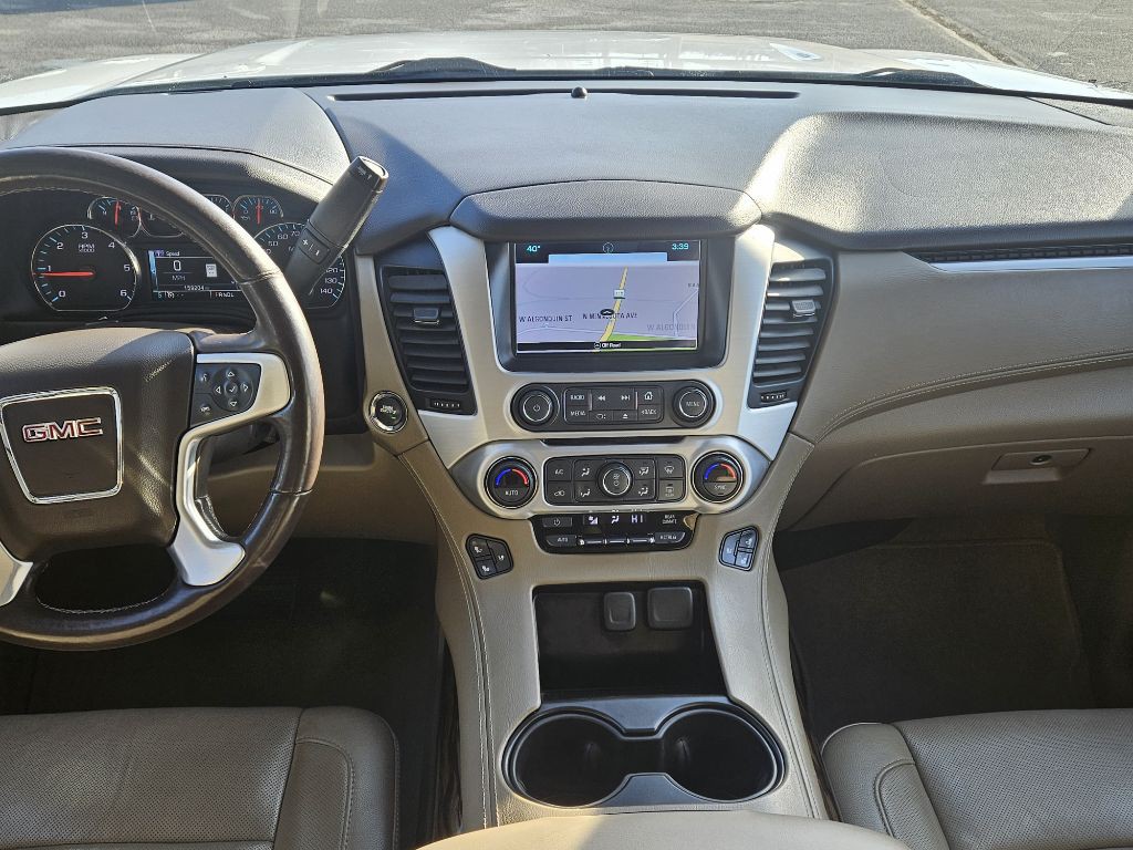 2017 GMC Yukon Image 17