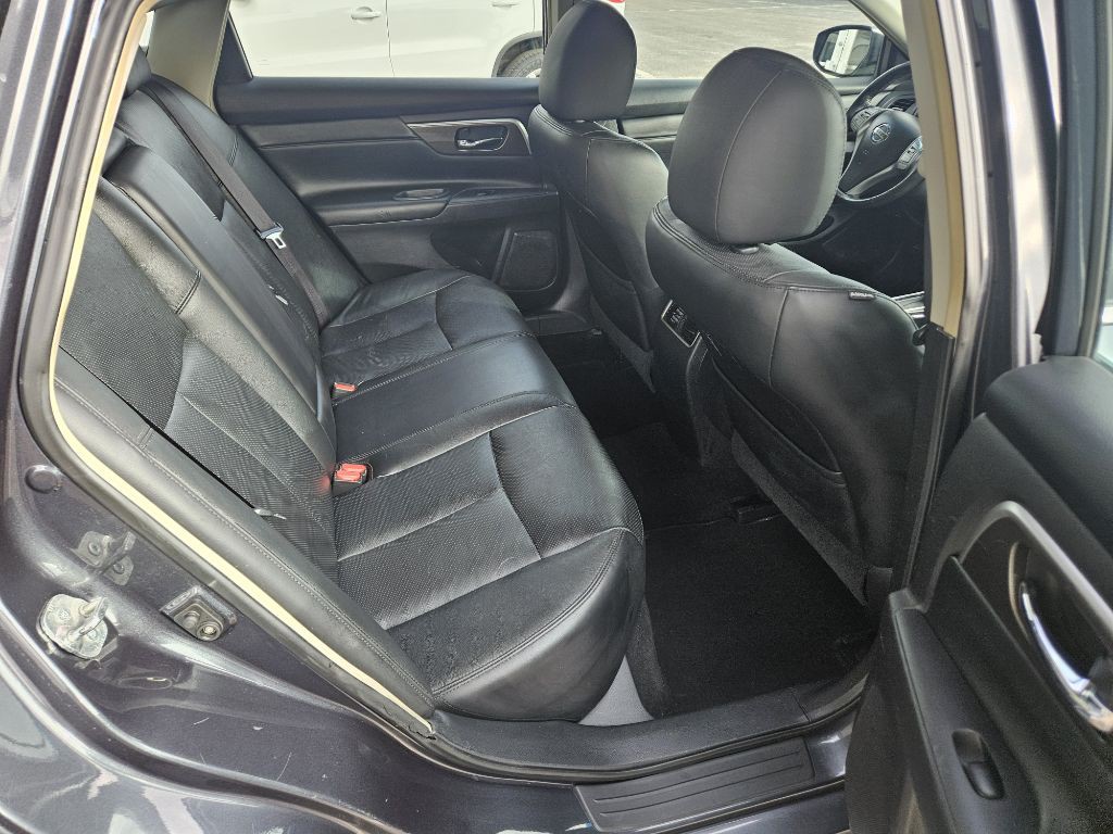 2013 Nissan Altima Image 13