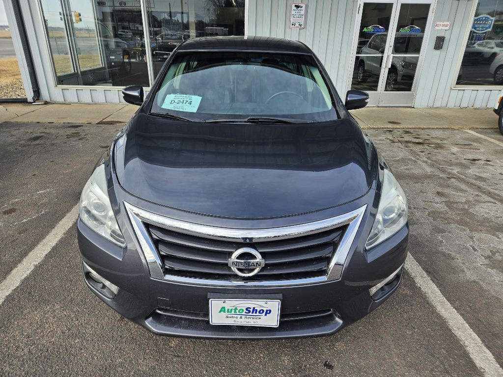 2013 Nissan Altima Image 2