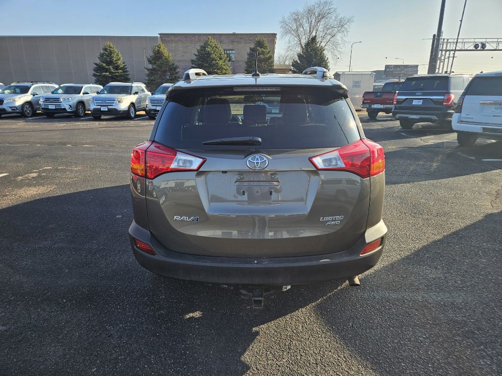 2015 Toyota Rav4 Image 5