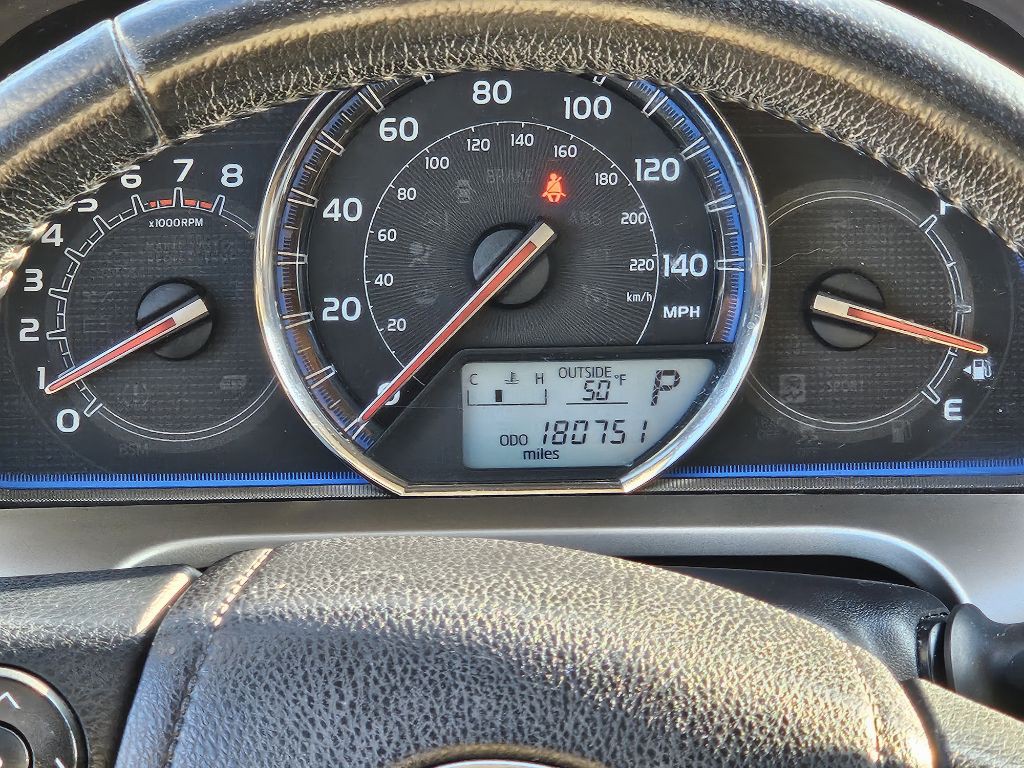 2015 Toyota Rav4 Image 21