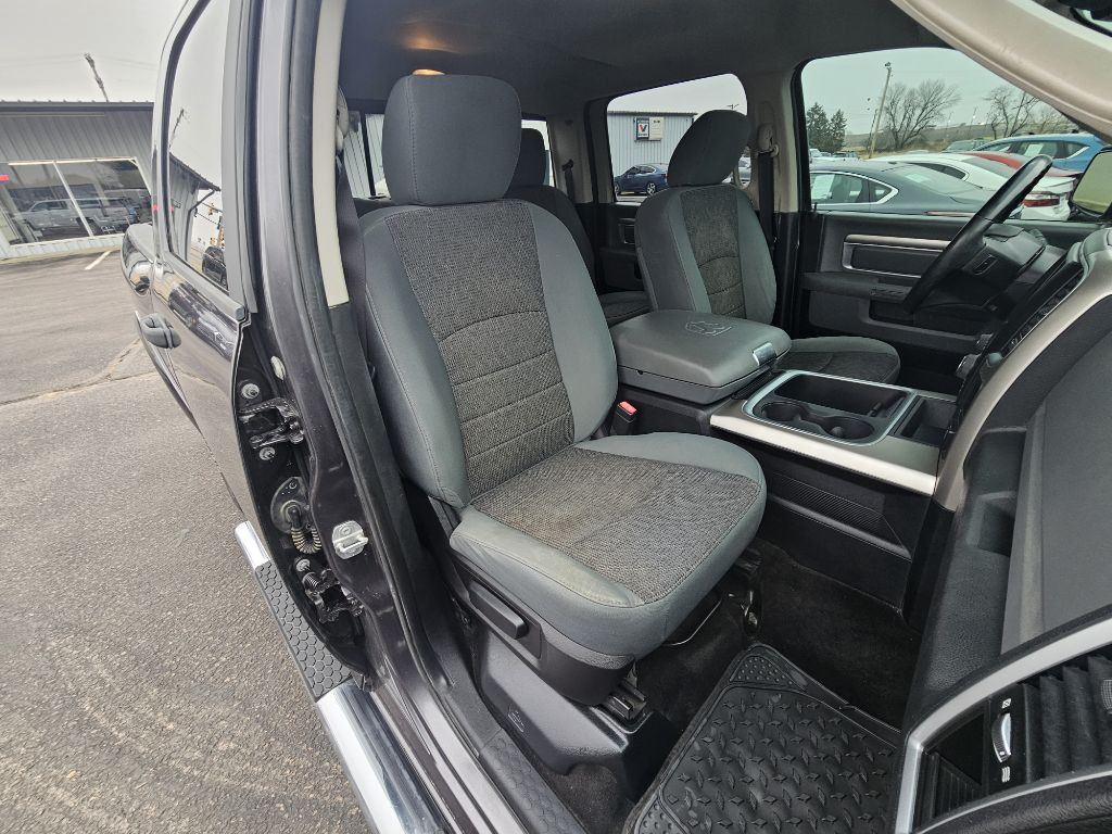 2016 RAM 1500 Image 21