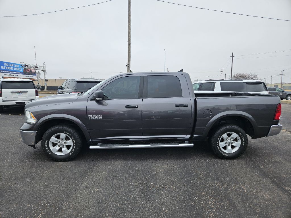 2016 RAM 1500 Image 2