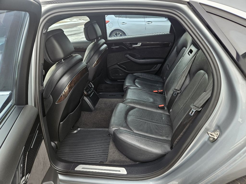2013 Audi A8 Image 13