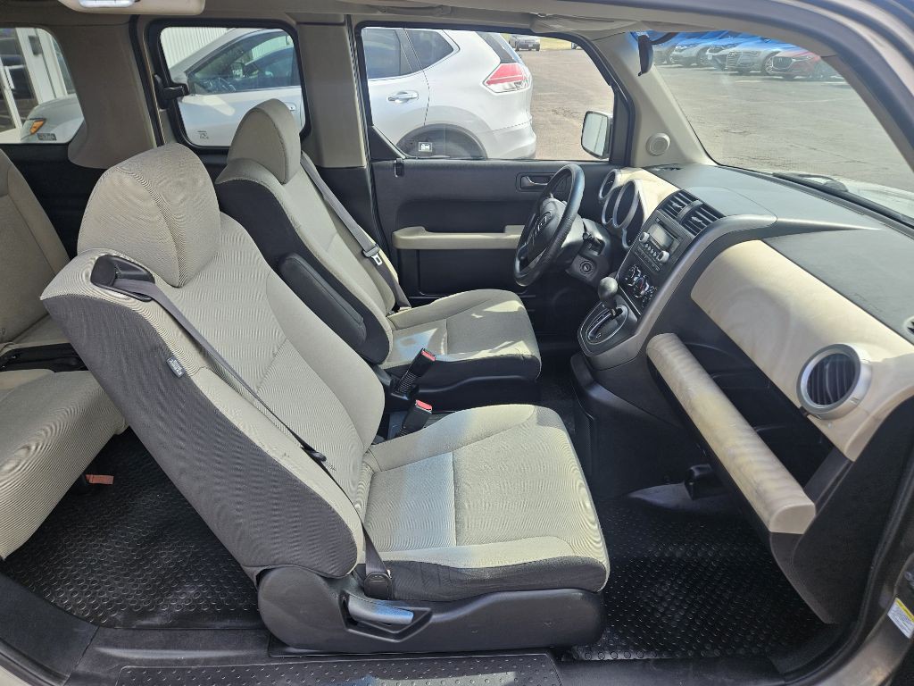 2007 Honda Element Image 16