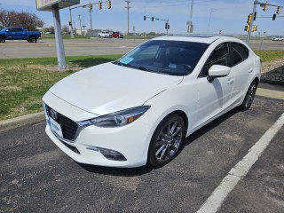 Image for 2018 Mazda Mazda3 Grand Touring ID: 7368788
