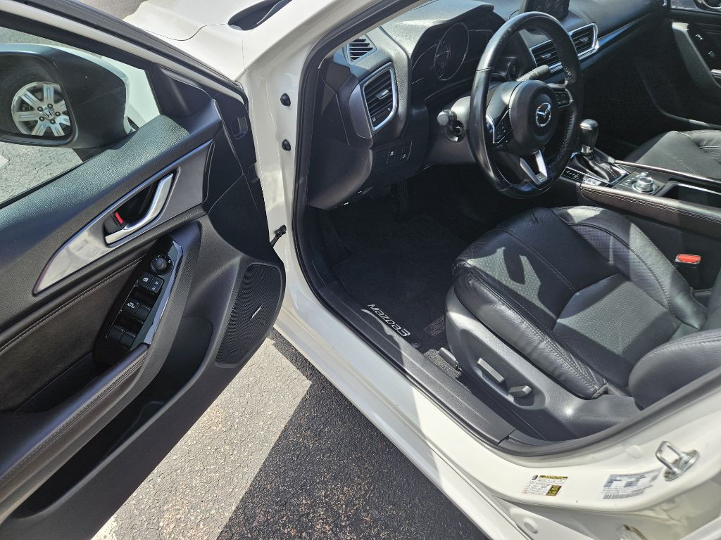 2018 Mazda Mazda3 Image 9