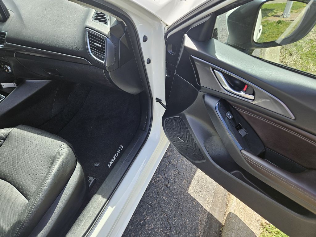 2018 Mazda Mazda3 Image 16