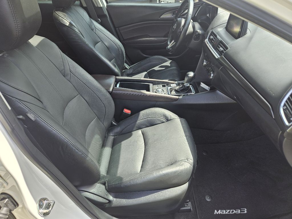 2018 Mazda Mazda3 Image 17
