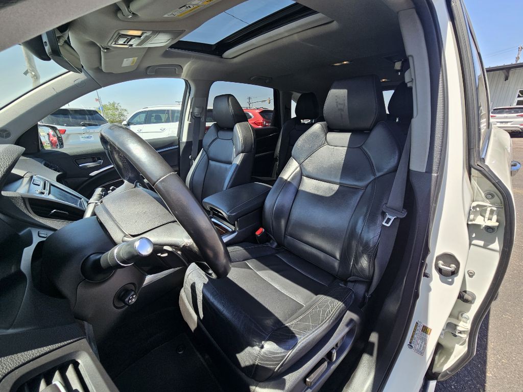 2017 Acura MDX Image 11