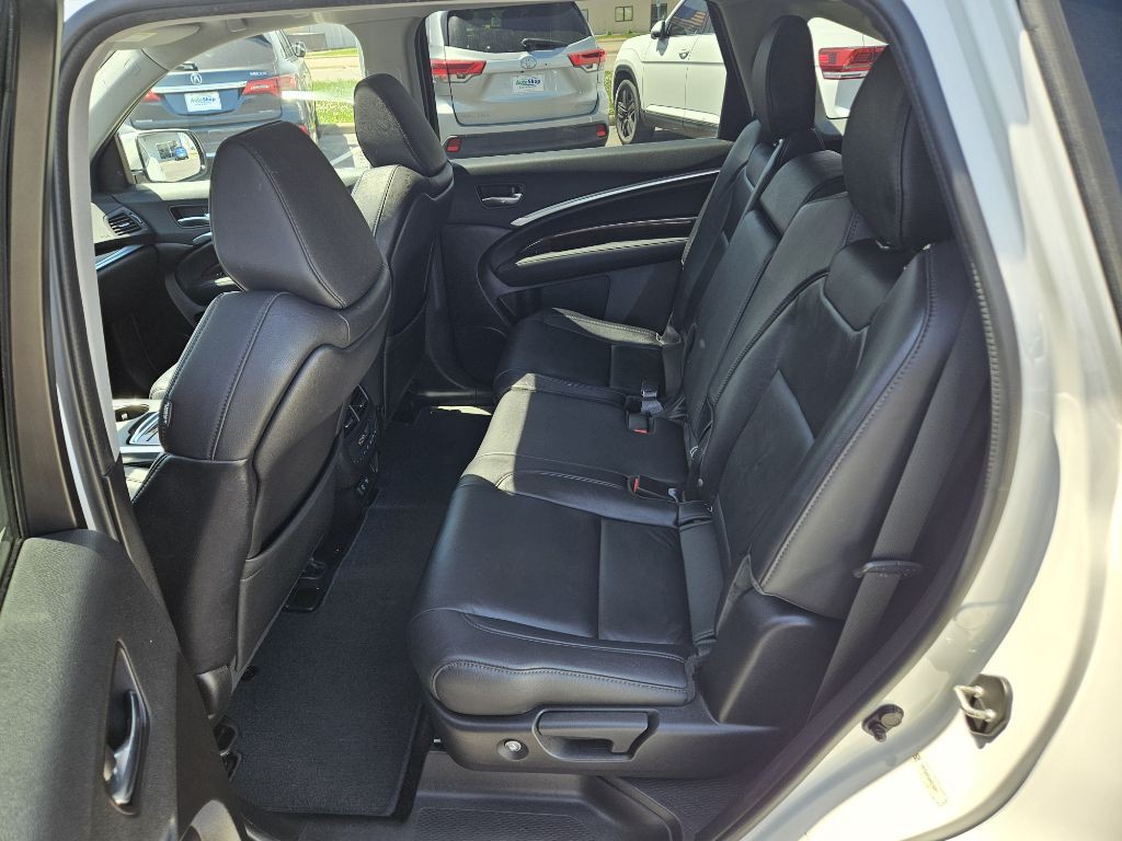 2017 Acura MDX Image 13