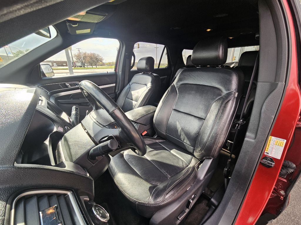 2017 Ford Explorer Image 10