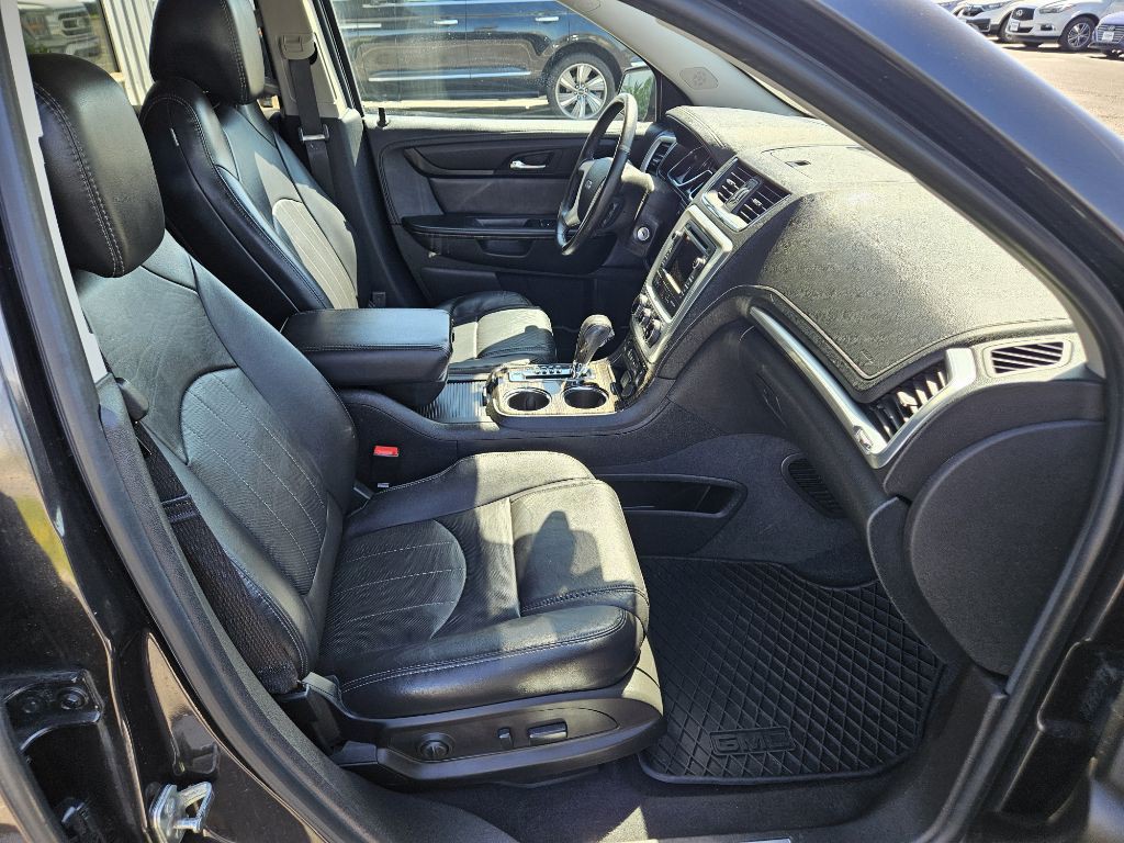 2017 GMC Acadia Image 18