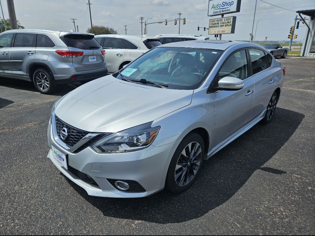 2016 Nissan Sentra Image 1