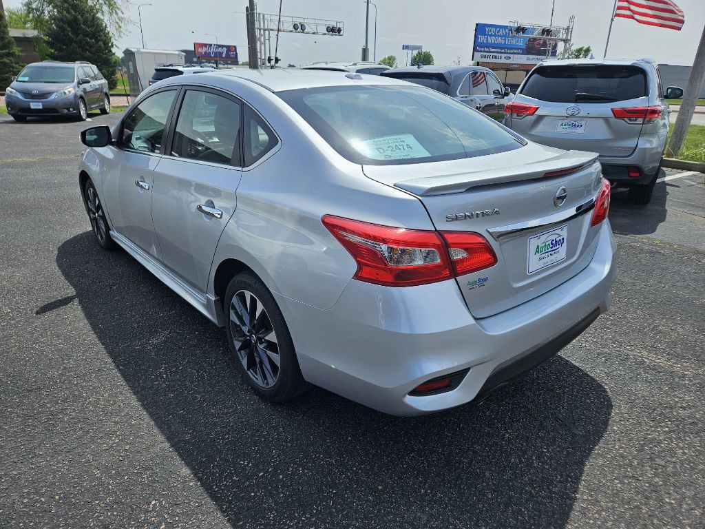 2016 Nissan Sentra Image 3