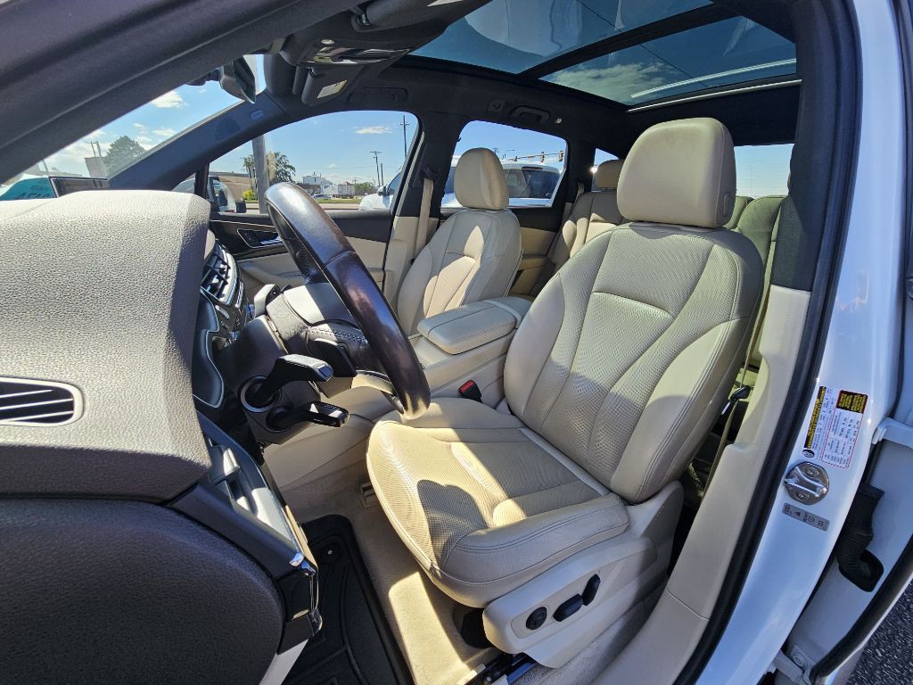 2018 Audi Q7 Image 11
