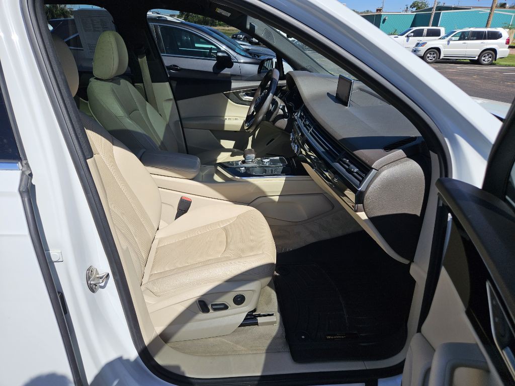 2018 Audi Q7 Image 19