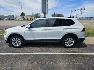 Image for 2019 Volkswagen Tiguan S 4MOTION ID: 7480852