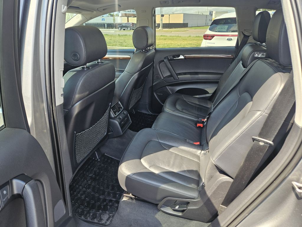 2014 Audi Q7 Image 11