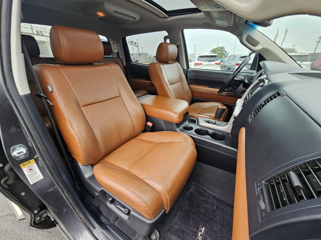 2012 Toyota Tundra Image 17