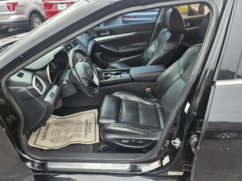 2018 Nissan Maxima Image 9