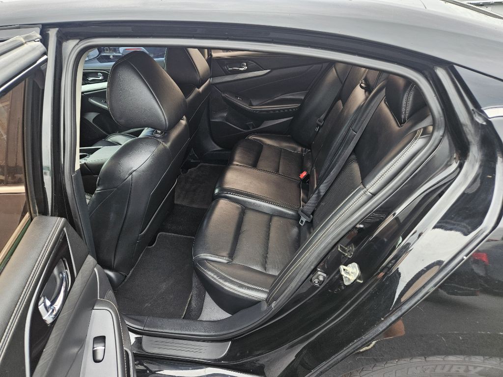 2018 Nissan Maxima Image 12
