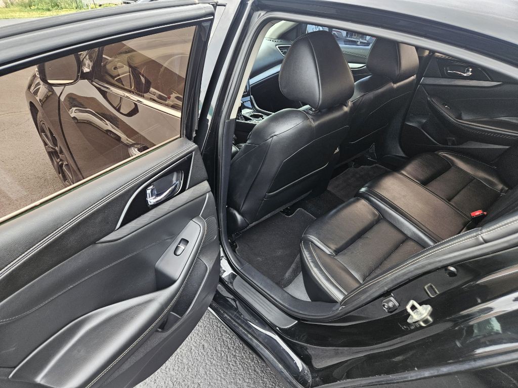 2018 Nissan Maxima Image 13