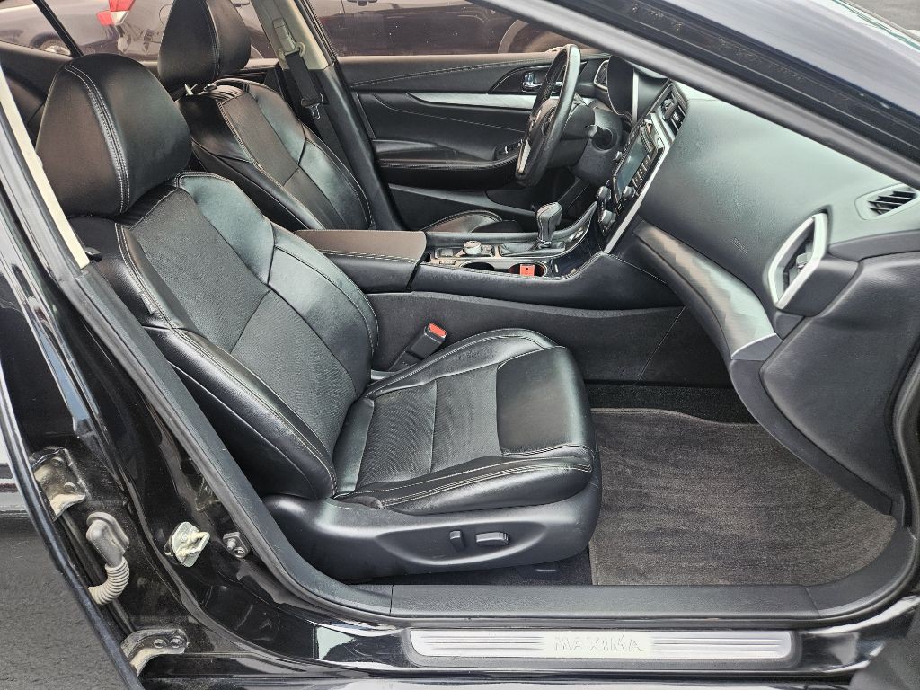 2018 Nissan Maxima Image 17