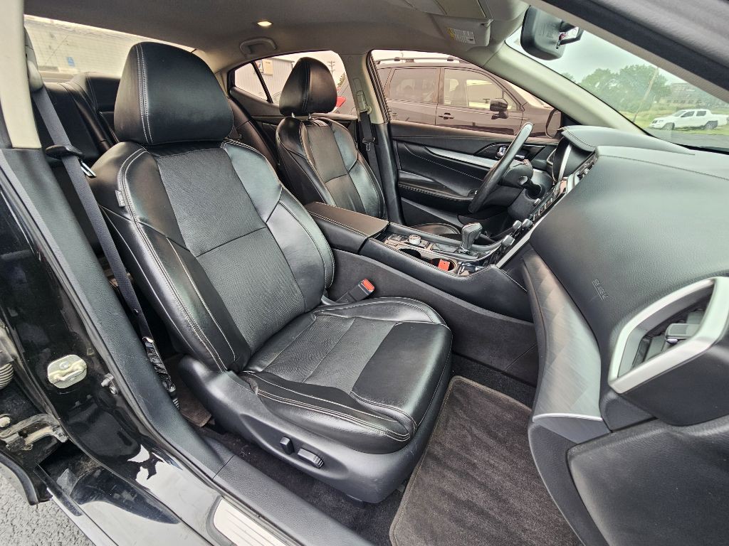 2018 Nissan Maxima Image 19