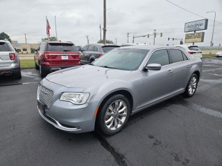Image for 2017 Chrysler 300 Limited ID: 7573761