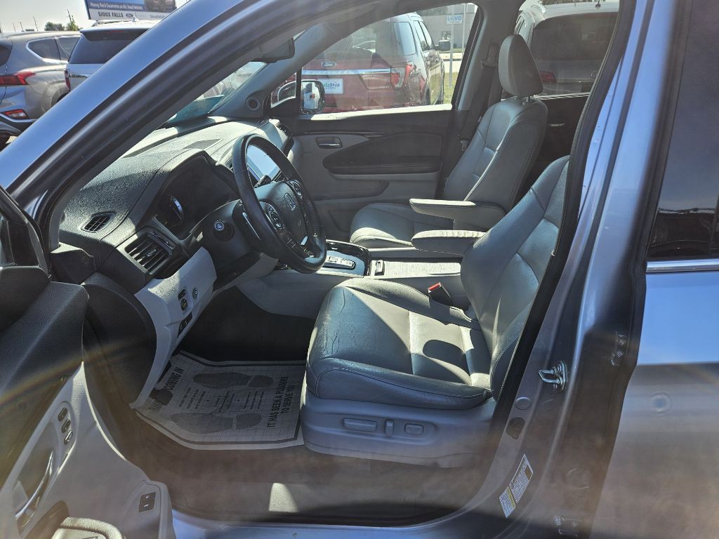 2016 Honda Pilot Image 10