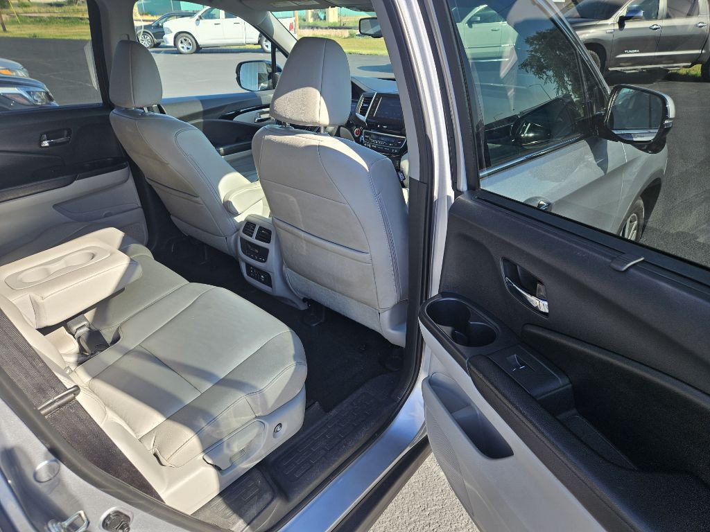 2016 Honda Pilot Image 15