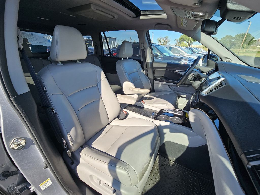 2016 Honda Pilot Image 19