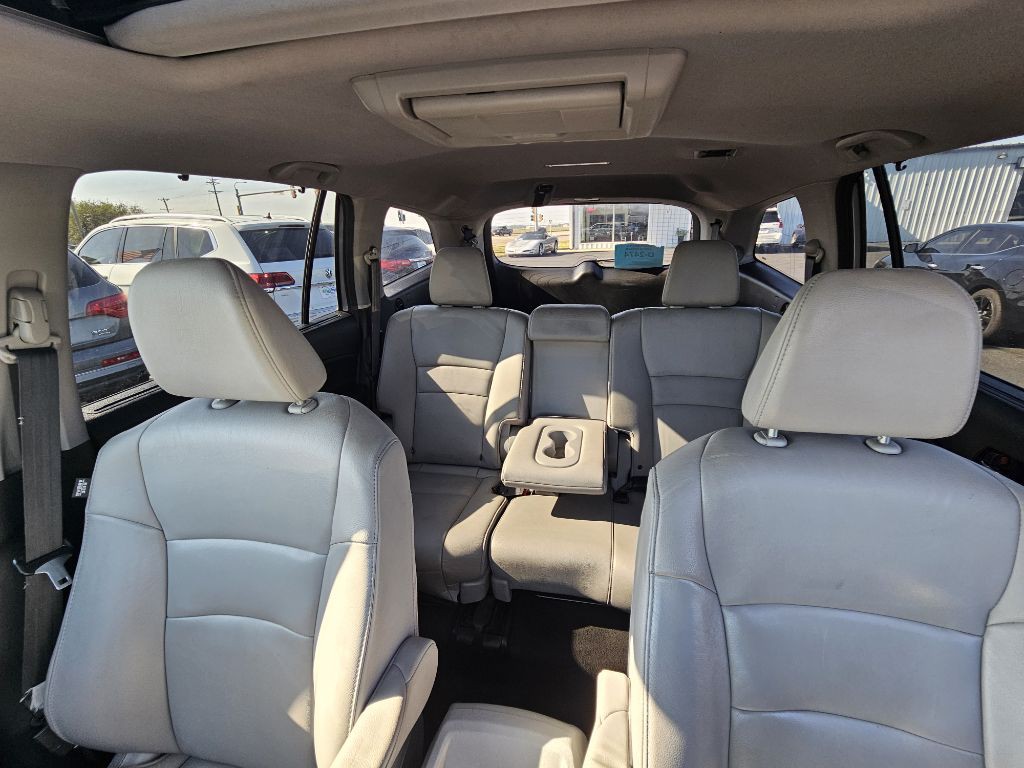 2016 Honda Pilot Image 25