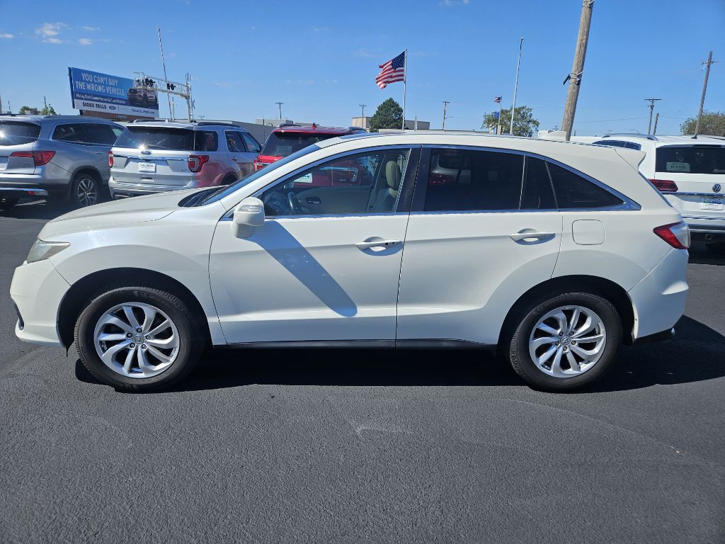 2017 Acura RDX Image 2