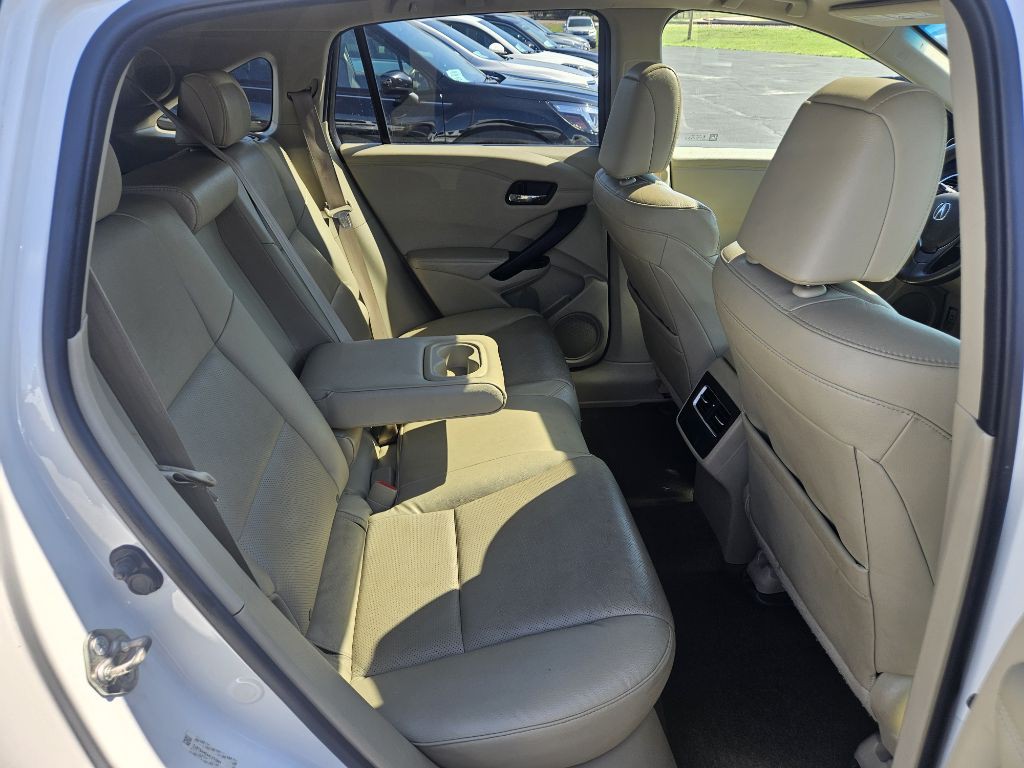 2017 Acura RDX Image 16