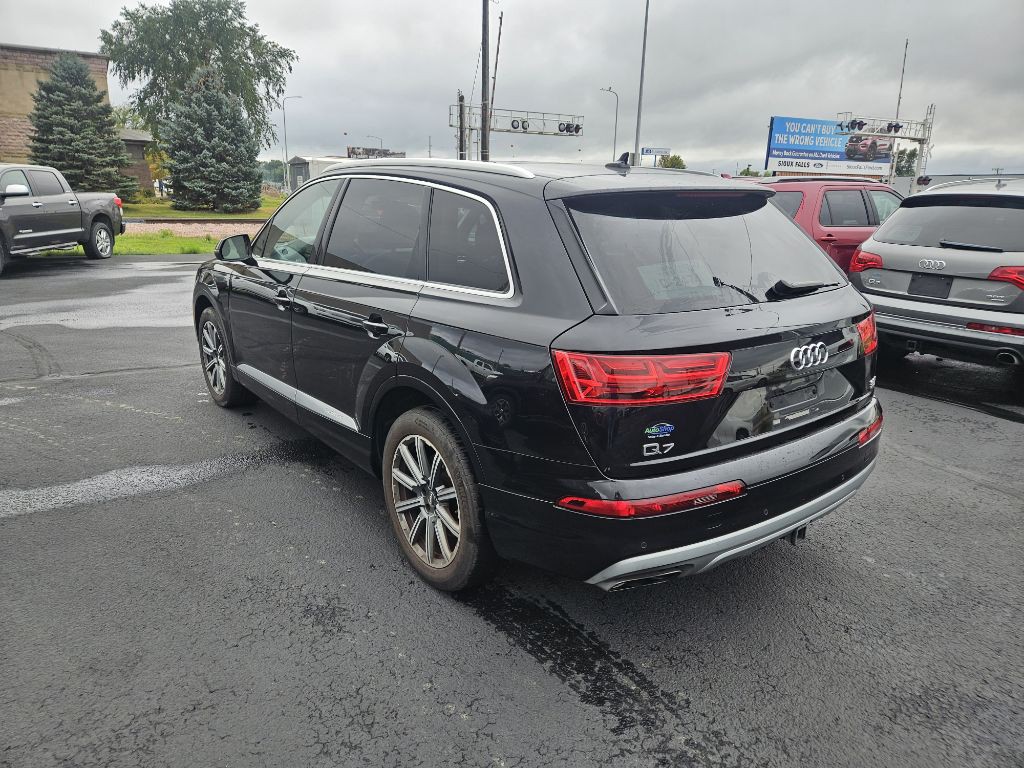 2017 Audi Q7 Image 3